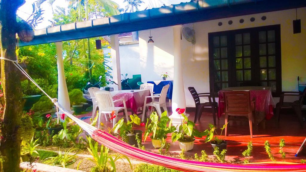 The Bay House Hotel Weligama Eksteriør billede